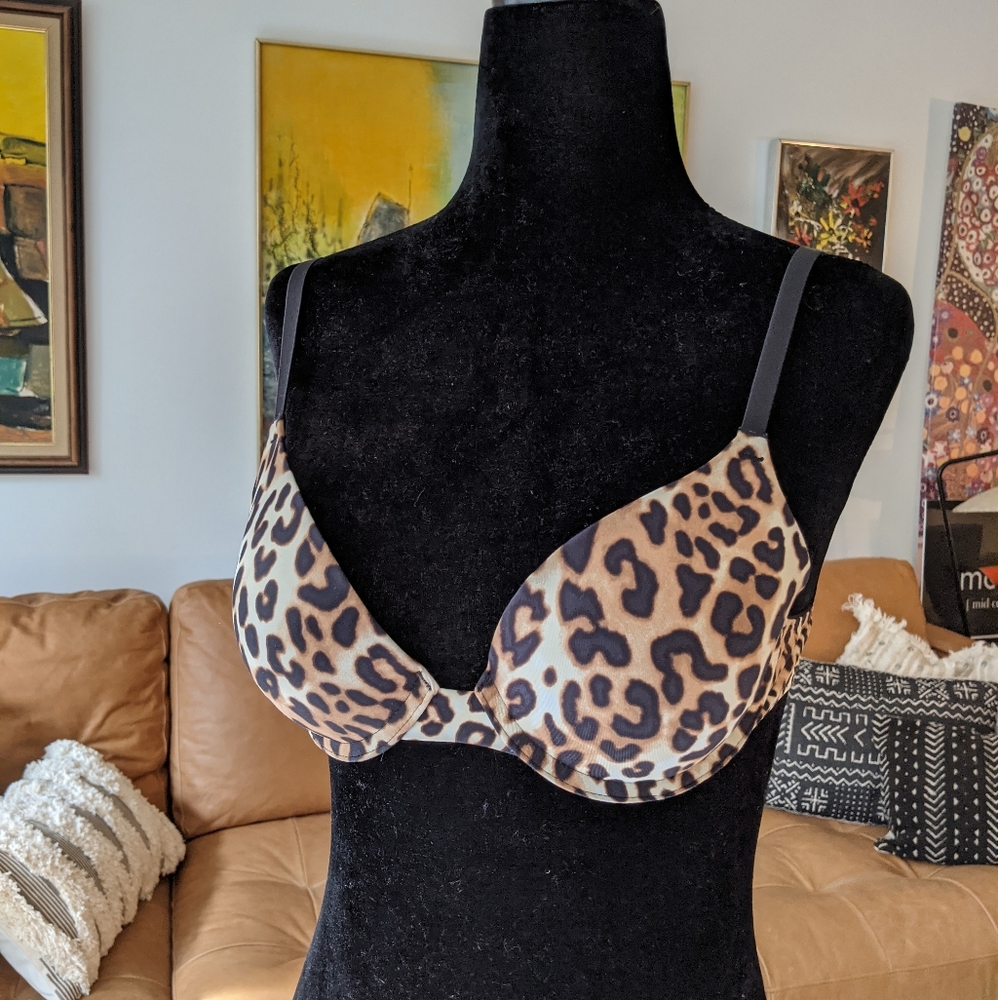 Victoria's Secret Wear Everywhere Push Up 34AA